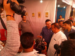 Hon'ble Minister being Greeted